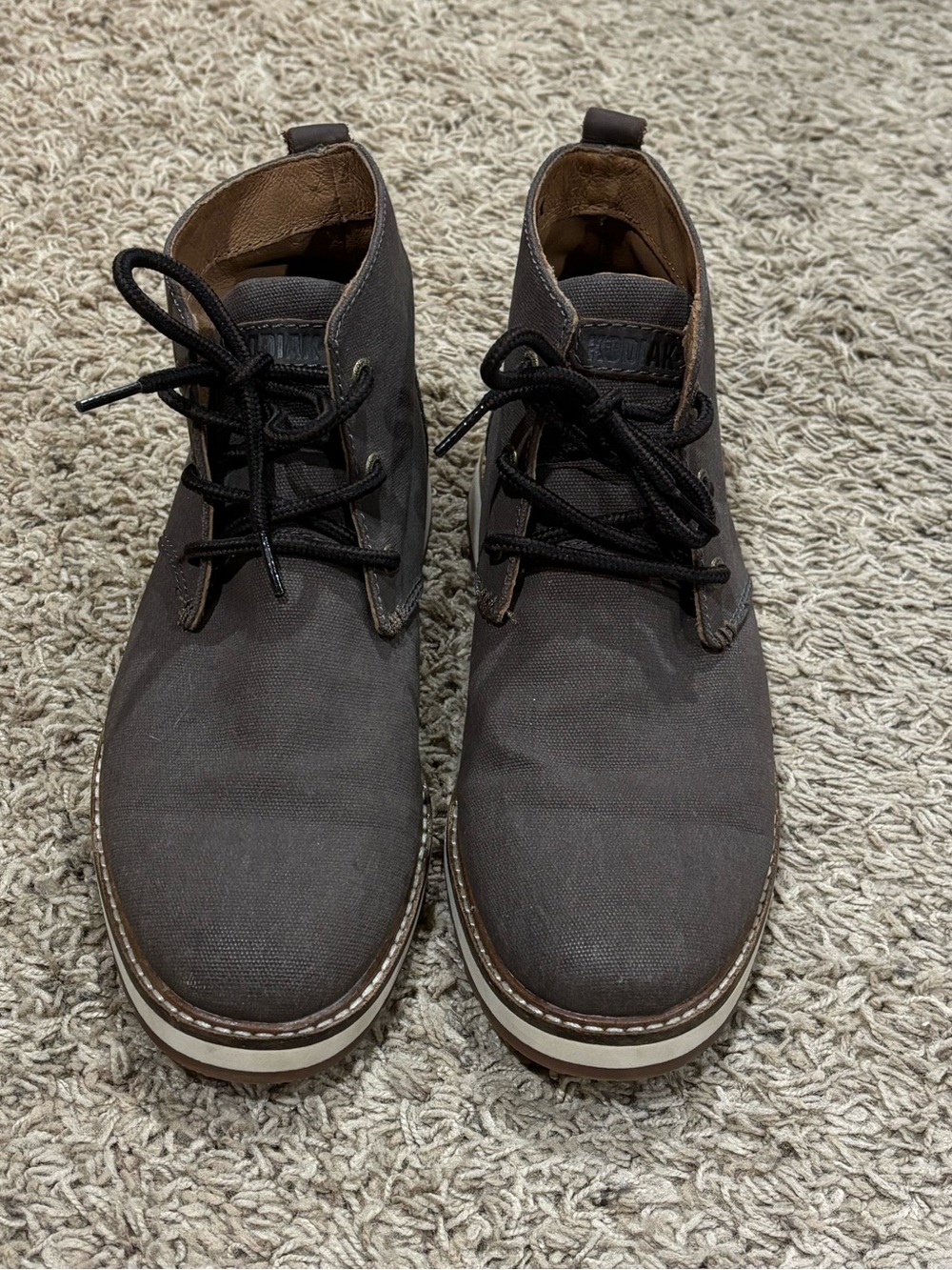 Kodiak Men's Chukka Boots in Dark Gray and Black